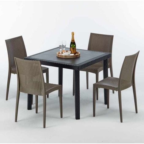 Tavolino Quadrato Nero 90x90 cm con 4 Sedie Colorate Bistrot Passion - Marrone