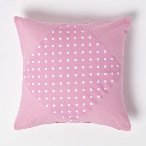 HOMESCAPES Cotton Plain Pink and Polka Dots Cushion Cover, 45 x 45 cm - Pink