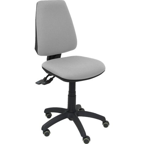Sedia Elche S sedia bali grigio chiaro con ruote in parquet