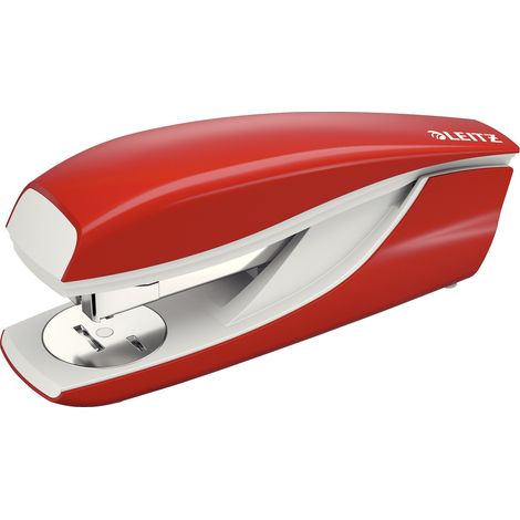 Leitz Cucitrice da Ufficio, Capacità fino a 40 Fogli, Rosso, Design Ergonomico in Metallo, Include Punti, Cartone, Gamma NeXXt, 55220025
