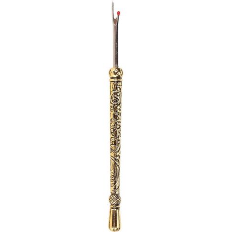 Nahttrenner aus Goldlegierung für bestickte Säume, ergonomischer Retro-Griff.
