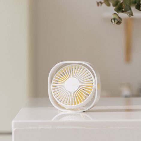 Mini ventilateur USB de bureau populaire et transfrontalier, 3 vitesses, rotation à 360°, bleu, idéal pour les étudiants. (1/2)