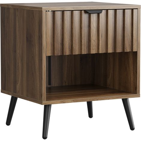 Table de chevet moderne avec tiroir intégré. Convient pour la chambre à coucher, le couloir, le salon et la chambre d’enfant. Couleur: noyer. Dimensions: 45 x 40 x 53 cm. 1 pièce. (1/5)