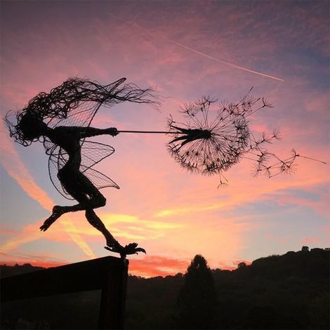Sculpture de fée pissenlit dansante en Pour jardin et pelouse vague Acier Inoxydable Acier Métal (1/3)