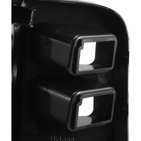 Suitable for 97-05 Nissan Patrol radio panel frame DVD panel frame (1/4)
