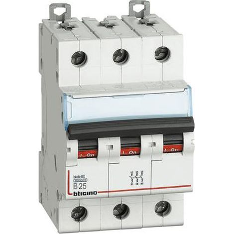 Interruttore magnetotermico 3 poli 3 moduli 25A curva B Bticino