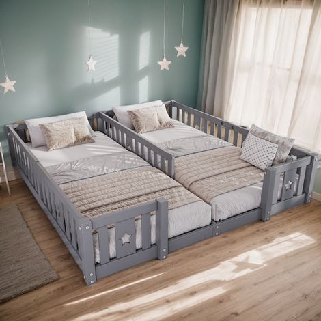 Lit Enfant Double 180x200 cm en Bois Massif, Lit Montessori au Sol, Sans Plancher de Lit, Motif Étoiles et Barrière de Sécurité Anti-chute, Gris (1/5)
