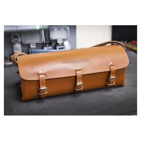 Facom – Sacoche en croûte de cuir 405 x 145 x 125 mm – Flans renforcés pour rigidité – Montage par rivet nickelé – Fermeture par 3 sangles (1/5)