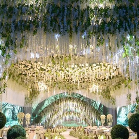 Guirlande de glycine artificielle blanche pure à six feuilles, 12 tiges/paquet, pour décoration de plafond, décoration de mariage intérieure, plantes grimpantes en plastique. (1/5)