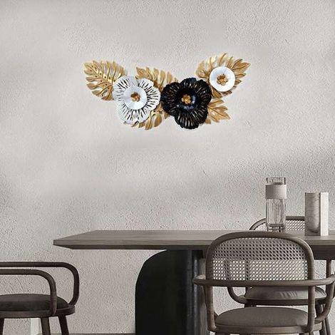 1 Stück. Farben: Schwarz, Weiß und Gold. Material: Eisen. Blumenförmige Wanddekoration für das Wohnzimmer.