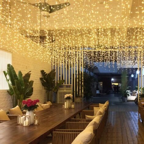 BUNTHAUS Lichterkette für den Außenbereich, 8 Modi, Weihnachtsbeleuchtung für Fenster, Balkon, Wand, Schlafzimmer, Feiertage, Partys, Hochzeiten [Energieklasse F], 4 m x 0,3 m