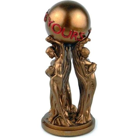 Statue en résine « Le monde est à vous », statue de collection, accessoire de qualité supérieure, réplique de trophée de film. (1/5)