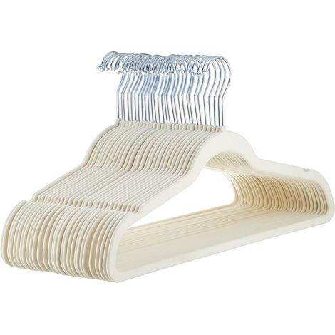 Lot de 30 cintres en velours pour costumes Ivoire