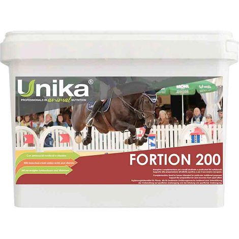 Fortion 200 mangime complementare giusto per chi desidera apportare aminoacidi ramificati, vitamine, oligoelementi e maltodestrine alla dieta del cavallo 30 bustine da 220g