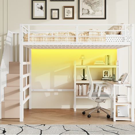 Cama alta moderna de metal blanco 140x200 cm con escritorio integrado, escalera con almacenaje, estanterías, LED y USB