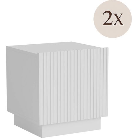 Set di 2 comodini Revo, Comò basso con anta battente e vano interno, Finitura effetto cannettato, 47x40 h45 cm, Bianco