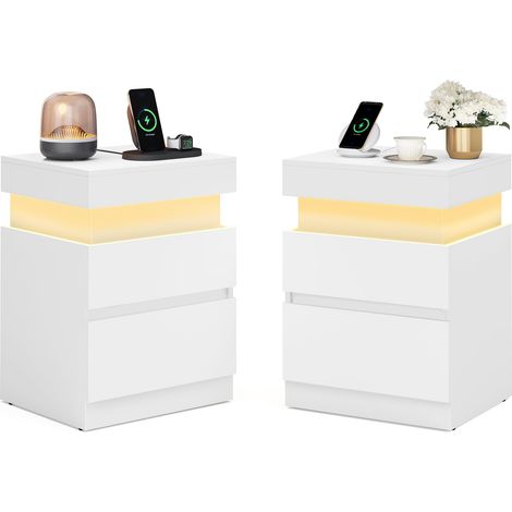 VASAGLE KAILYN Collezione - Comodini con Multipresa, Set di 2, Tavolini con Piano Scorrevole, 2 Cassetti, Striscia LED, Stile Moderno, 35 x 40 x 55 cm, Bianco Neve LET840WB01 (1/5)