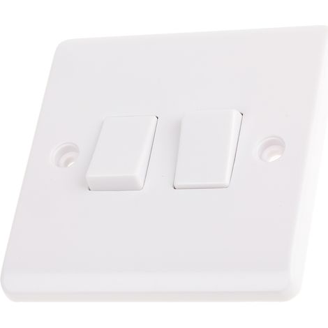 Rs Pro – Interrupteur va et vient composable blanc – Montage mural – Indice de protection IP20 – Matériau urée formaldéhyde – 10A