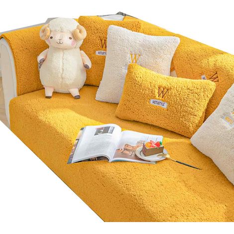 Cela inclut des coussins, des coussins épais, des tapis en caoutchouc, des housses de canapé moisies et des housses de canapé pour chiens. (1/5)