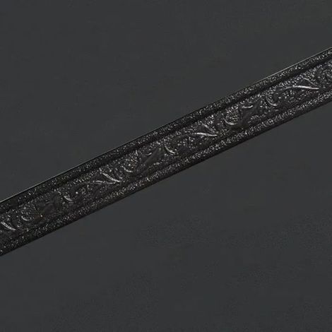 Bordure de papier peint noir, décoration murale amovible. Frise autocollante imperméable en PVC, plinthe - Noir 4 x 230 cm (1 piece) (1/4)