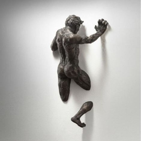 Statue deco,Sculpture murale 3D en résine, objet suspendu de personnages, mouvement tridimensionnel à travers le mur, - Type C (1/4)