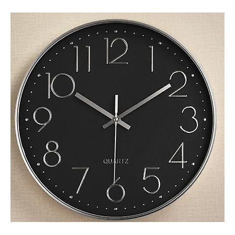 Geräuschlose Wanduhr für Küche, Wohnzimmer oder Schlafzimmer, batteriebetrieben. Ausgestattet mit einem modernen, schwarzen Quarzwerk.