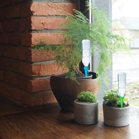 Irrigation Goutte à Goutte Kit, 20 pièces Arroseurs Automatiques Plantes Irrigation Système, Arrosage Automatique (1/3)