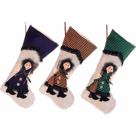 Calze in stoffa da appendere con decoro applicato Befana in resina, set da 9 pezzi, cm 22 x 35 H