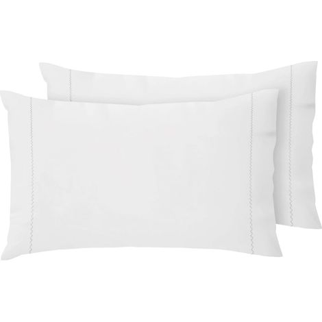 Lot de 2 taies d'oreiller avec Rabat – 50 x 80 cm – 100% Coton – Fabriqué en Italie – Couleur Blanche – Modèle Toronto (1/5)