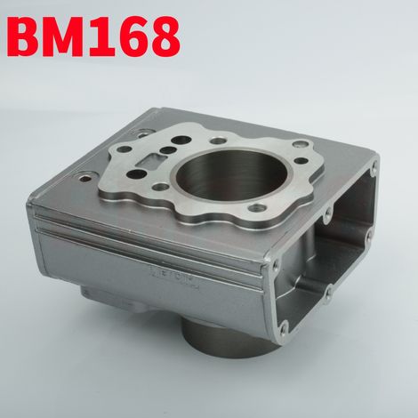 Le moteur Xinyuan Feiteng CG175 destiné à la moto à trois roues XY200 est un moteur refroidi par eau avec alésages de cylindres, segments de piston et bloc-cylindres. (1/4)