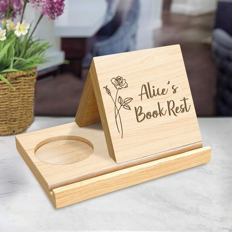 Bibliothèque triangulaire en bois avec fleurs de naissance, sans texte, étagère d'angle décorative en bois naturel, design mural moderne, 3 niveaux, rangement compact pour salon ou chambre, finition r
