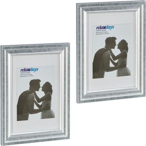 Set di 2 portafoto dal design antico 36,5 x 26,5 x 2 cm da appoggio o da appendere decorativo in plastica bianca 130013205