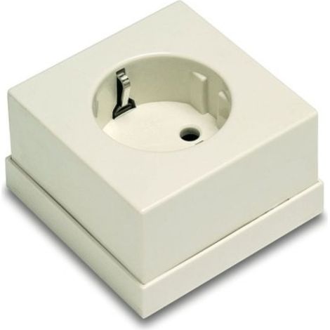 Base elec 65x65x38 tt s/lat 16a-250v sup. pvc bl 5023-b fama