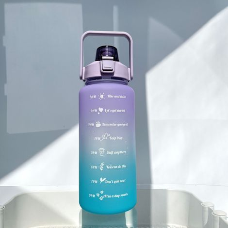 Lila Wasserflasche mit Strohhalm, großes Fassungsvermögen, 2000 ml