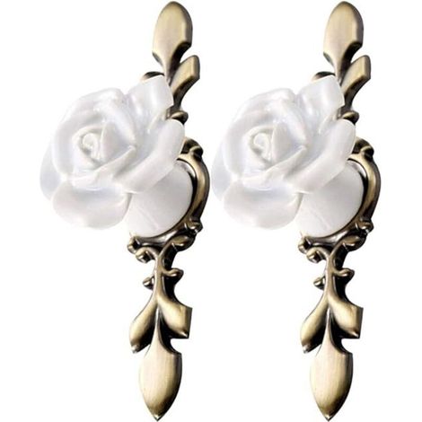Deux boutons de meuble vintage en céramique en forme de roses (1/4)
