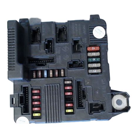 Boite A Fusibles RENAULT Megane [PRODUIT D'OCCASION]♻️8200455424