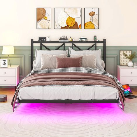 DESVIAE Lit plateforme flottant 140 x 200 cm en métal noir avec éclairage LED station de charge USB et tête de lit de rangement (1/4)