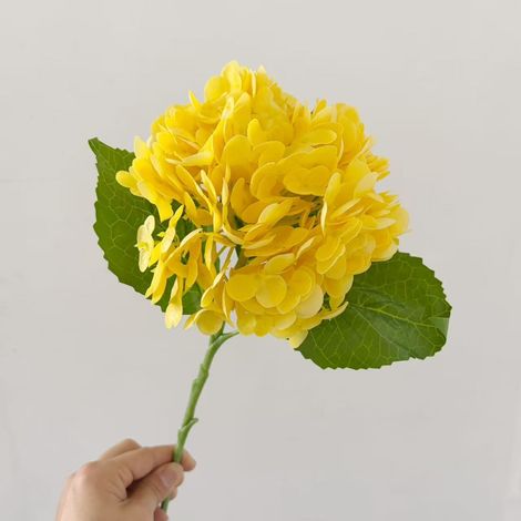 Boule décorative 3D tactile en tissu avec fleurs artificielles – Décoration florale élégante pour mariage, événements et hôtels – Sphère jaune en film décoratif, lot de 3 pièces