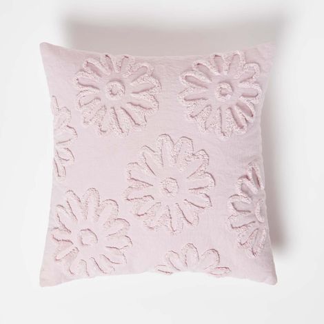 HOMESCAPES Floral Daisy Lilac Tufted Cotton Cushion 45 x 45 cm