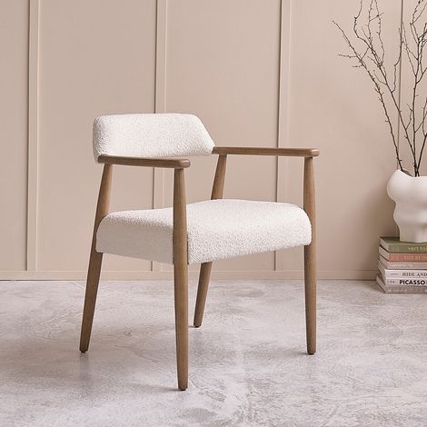 Chaise en chêne massif et tissu bouclette