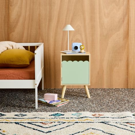Table de chevet enfant décor bois vert 1 porte. pieds bois de pin - 34 x 23.5 x 52 cm  - Azur