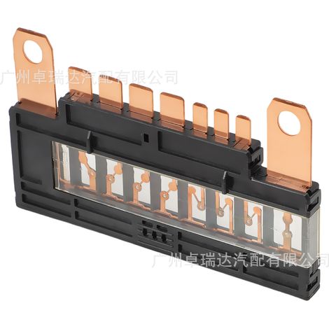 The fuse 82620-33060 is applicable to the fuselage boxes of the Toyota Camry 2012-2017. (1/4)