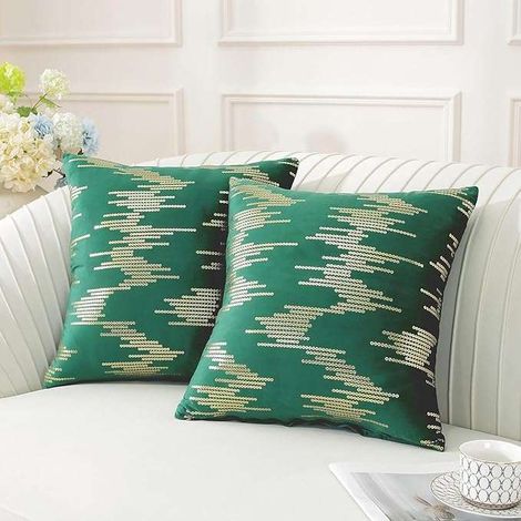 Federa decorativa 45x45 cm, colore verde con motivo dorato.