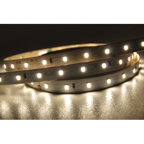 UHQ-64LED-6W-NW-4kK-C90: Striscia LED ad alta efficienza, 64 LED 2835 6W/m, CRI  90, 5 SDCM, 24V, PCB da 10mm, bianco neutro 4000K