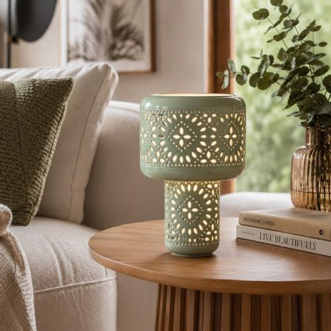 Lampe à poser métal émaillé vert matcha Nora (1/4)