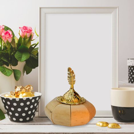 Brûleur d'encens créatif du Moyen-Orient en métal doré arabe, citrouille en bois naturel, style pastoral minimaliste, brûleur d'aromathérapie de style nordique, plume taille unique. (1/3)