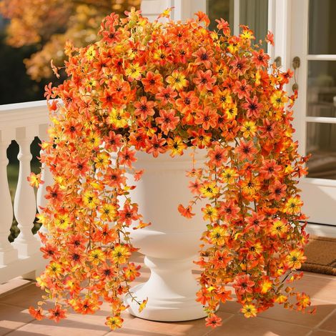 Fleurs et plantes artificielles d'automne, résistantes aux UV et à la décoloration, aspect réaliste lot de 2 suspensions de marguerites en soie avec feuillage d'eucalyptus, adaptées aux jardinières (1/5)