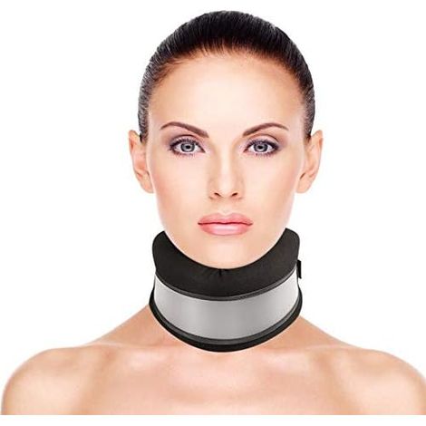 Orthèse cervicale pour soulager les douleurs et soutenir la nuque, ajustable pour réduire la douleur pendant le sommeil (1/3)