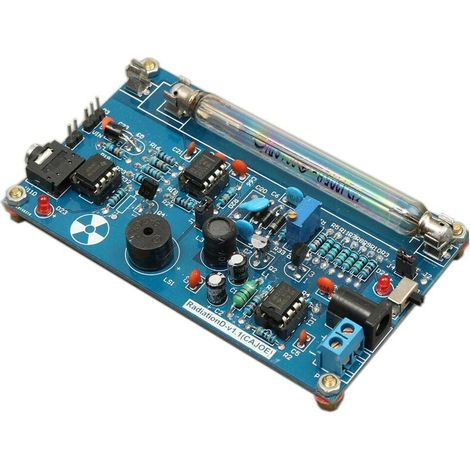 Zusammengebautes DIY-Geigerzähler-Bausatzmodul, LCD-Anzeige für den Kernstrahlungsdetektor mit Ton- und Lichtalarmfunktion (zusammengebaut) (1/5)