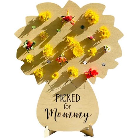 Selbstgemachtes Blumentablett aus Holz zum Muttertag – Personalisierter Geschenkständer für Mama (1/5)